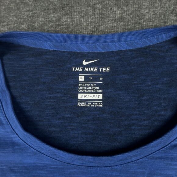 Nike Sweatshirt Women’s XL “US Coast Guard” Wide Neck Cropped Athletic Dri-fit - Picture 3 of 10